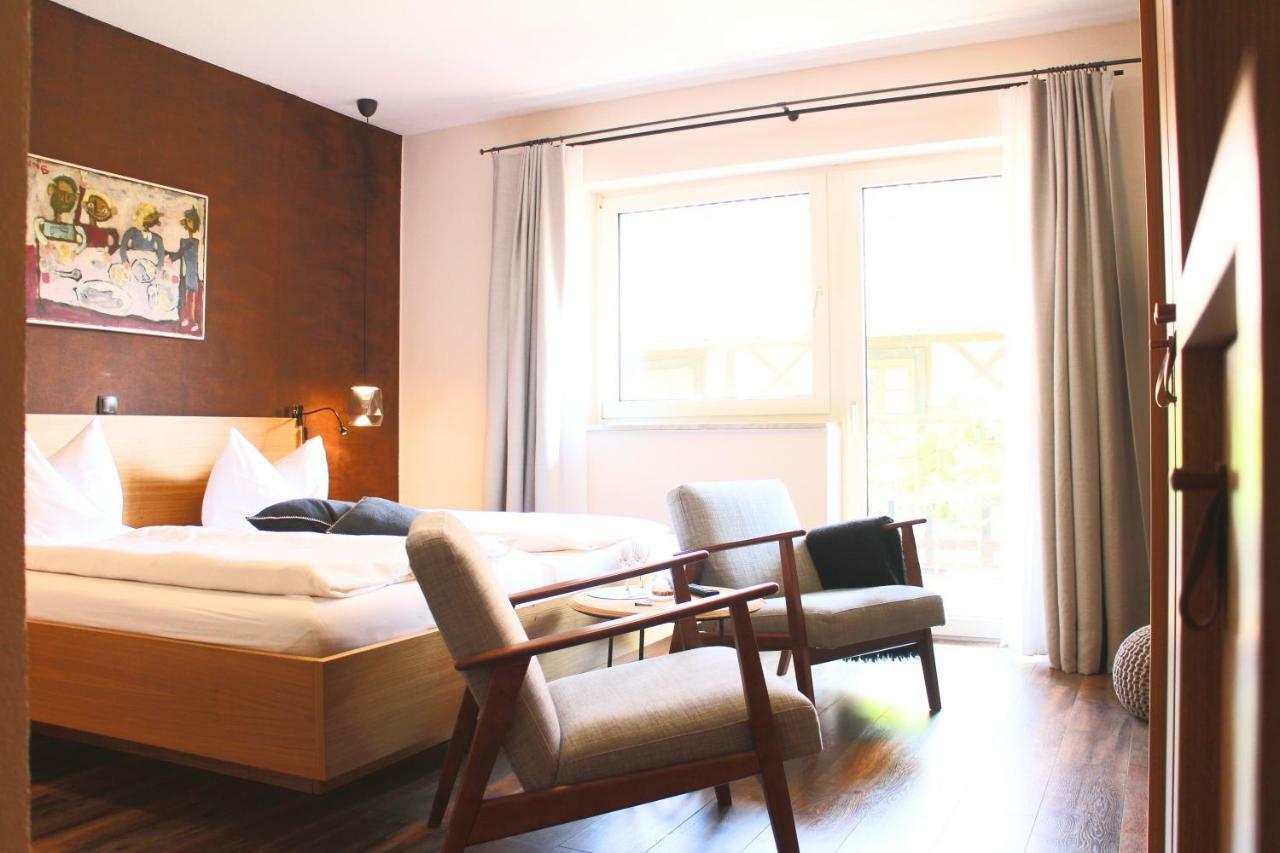 Weinhotel Fritz Walter Niederhorbach Екстериор снимка